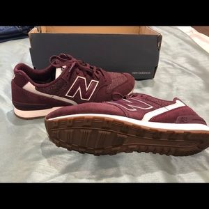 New Balance WL696TA Tennis Shoes
